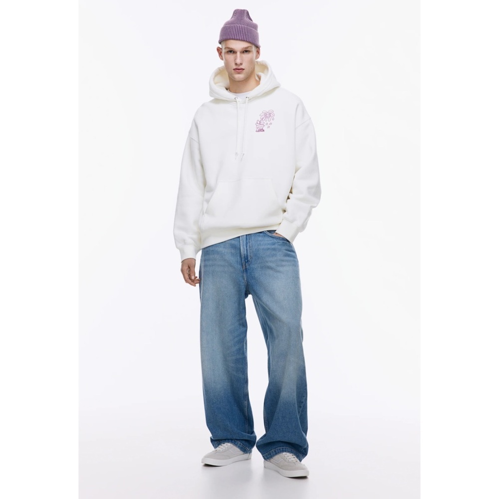 H&M Men's White Oversized Fit Hoodie With Motif